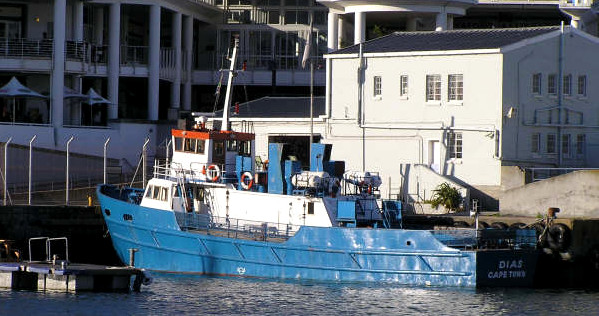 Dias boat