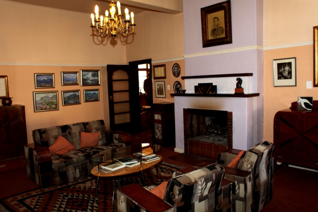 hotel lounge at the Montagu Country Hotel