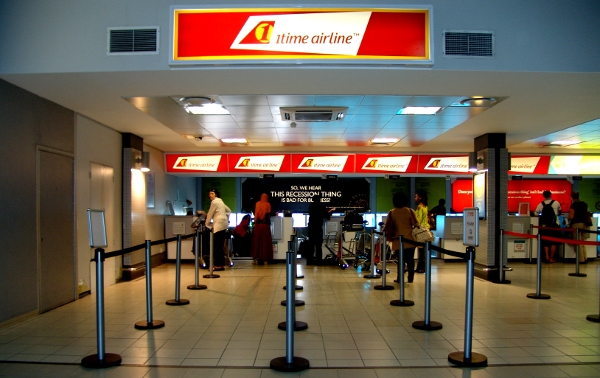 1time check-in at Cape Town International Airport