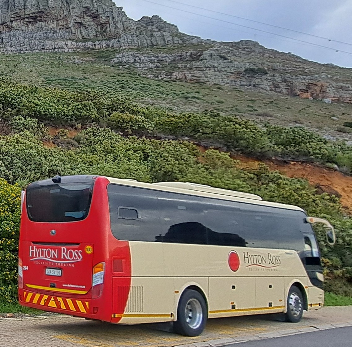 Hylton Ross buss on Table Mountain Road<em></em>
