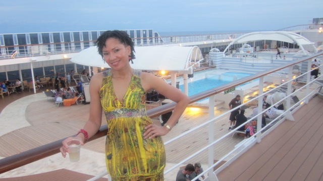 Sinfonia with pools in the background