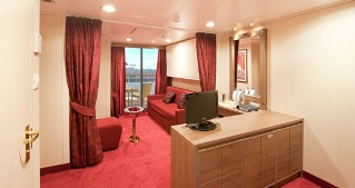 balcony-suite-magnifica